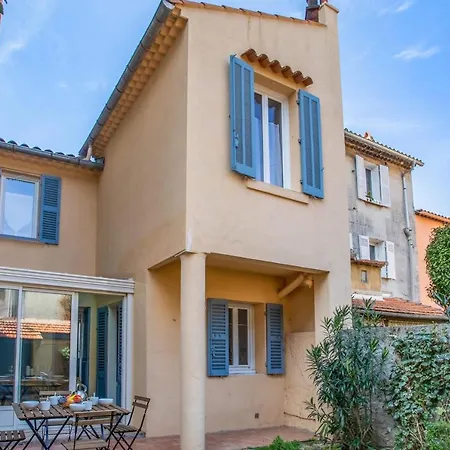 Holiday home Maison Castel - Welkeys *