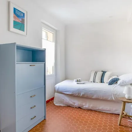 Maison Castel - Welkeys * Toulon